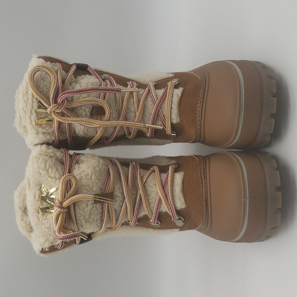 189- MICHAEL Michael Kors Ozzie Ankle Boots Size 7 M NWT - Picture 3 of 13